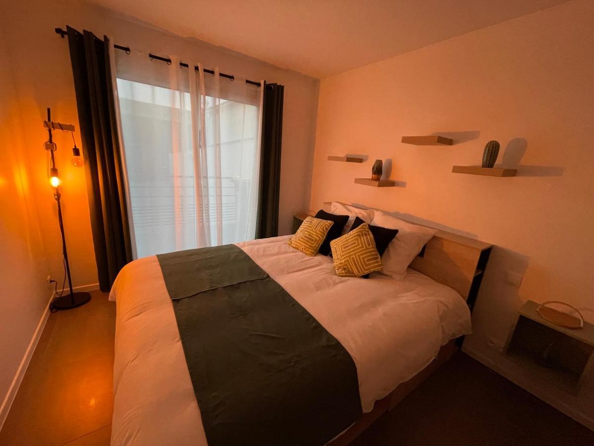 Gold Cocoon T3 74M2 Proche Centre Ville Villejust 외부 사진